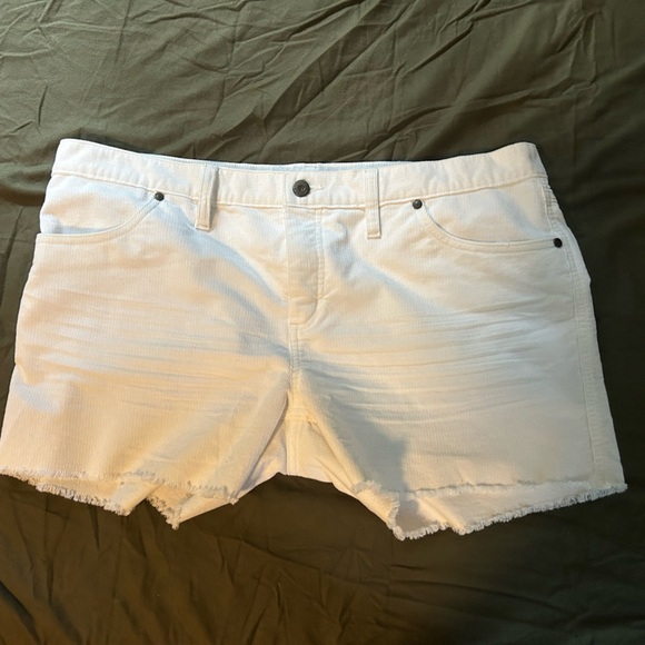 Carve Designs White Jean Shorts - Picture 1 of 3